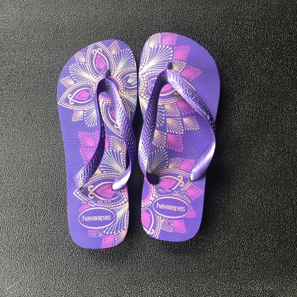 NWOT Havaianas Sandals
